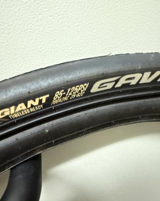 Coppia Copertoncini Tubeless nuovi 700x25