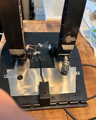 Thrustmaster Pedaliera T300