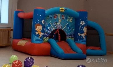 castello gonfiabile per bambini 