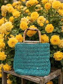 Borsa fatta a mano in rafia