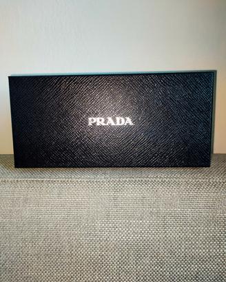 Scatola Prada