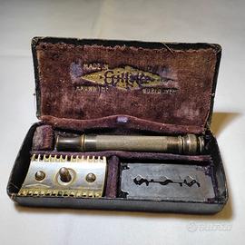 Antico strumento da barba  pubblicitario