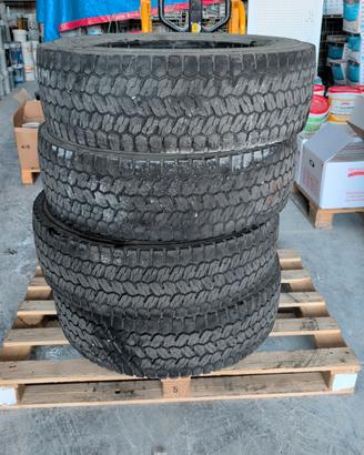 pneumatici camion