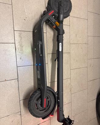 Monopattino ninebot