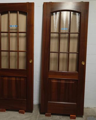 Lotto di 10 porte in legno massello