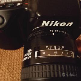 Nikon F70 più obiettivi Nikon