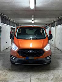 Ford Tourneo Custom Active 170cv - 2023 - Unico Pr