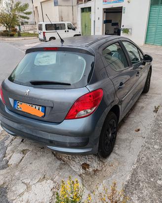Peugeot 207 1.4 HDi 