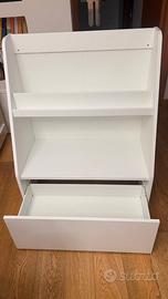Libreria con cassettone