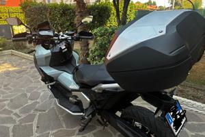 Honda XADV 750