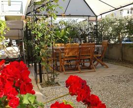 SETTEMBREvillino al mare in centro,giardino privat