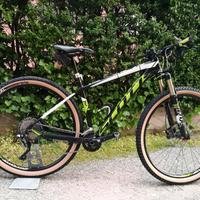 Scott Scale 950  tgM.