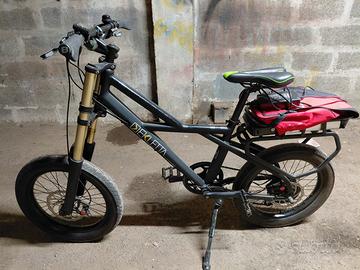 Bici elettrica EKLETTA NAKED-R
