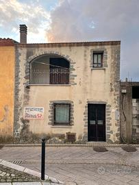 Locale commerciale / casa