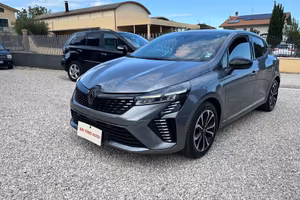 Renault Clio TCe 90 CV 5 porte Techno