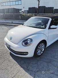 Volkswagen Maggiolino Cabrio 1.6 TDI Design pari a