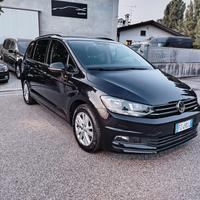 Volkswagen Touran 2.0 TDI 150 CV SCR DSG Business 