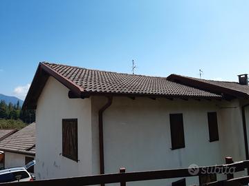 Bifamiliare con entrata e giardino indipendente