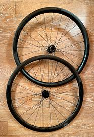 Ruote Novatec R3 carbonio strada gravel - nuove