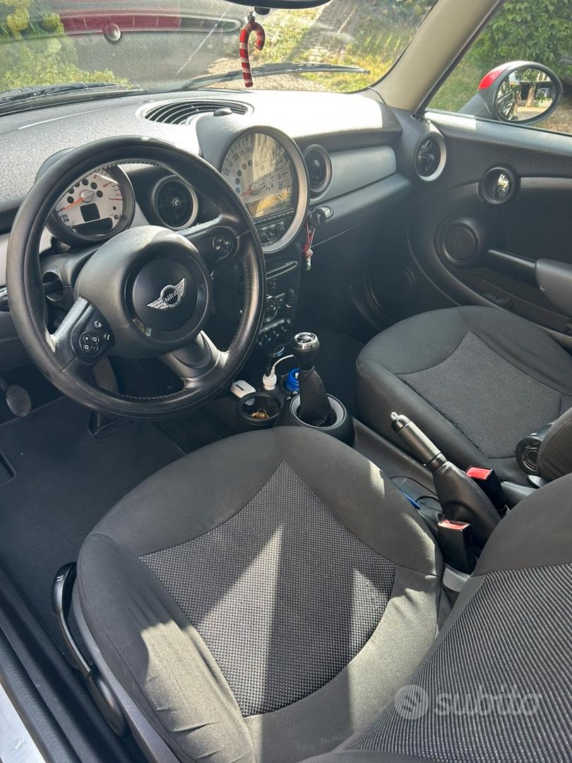 Mini Cooper 2011 photo 5