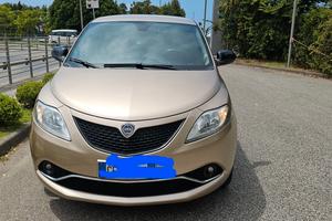 Lancia y hybrid 2021