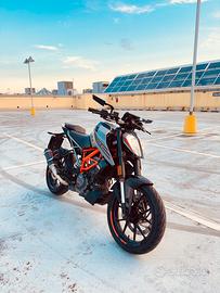 KTM Duke 125 MY2022