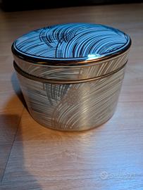 scatola decorativa in ceramica 