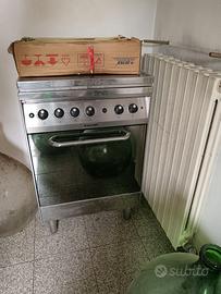 cucina gas in acciaio