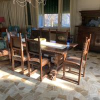 Tavolo stile Rinascimento Fiorentino con 8 sedie
