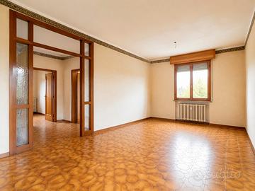 Rio saliceto - ampio app. con 3 camere letto