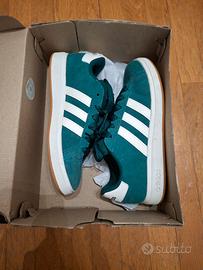 Scarpe Adidas verdi