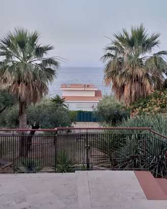 Appartamento in Villa con Spiaggia Privata