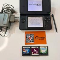 Nintendo DS Lite + 3 Giochi + Caricatore