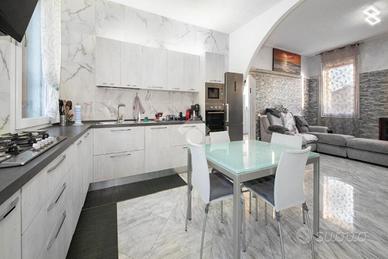 CASA SEMINDIPENDENTE A MIRANO