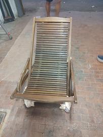 Sedia a sdraio in teak da giardino o terrazzo