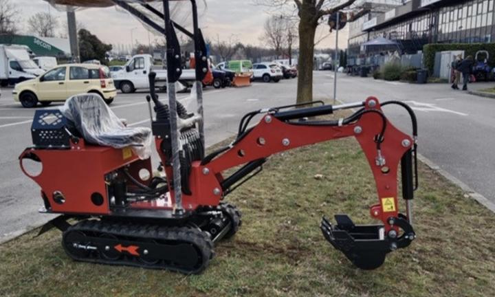 Miniescavatore hightop ht08 - 8 quintali