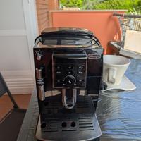 macchina caffè delonghi automatica