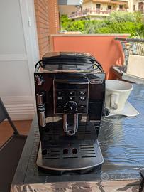 macchina caffè delonghi automatica