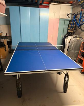 Tavolo da ping pong indoor