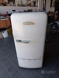 frigo vintage anni 50 marca fiat