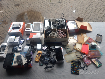 Telefonia cellulari vari anni 90/2000