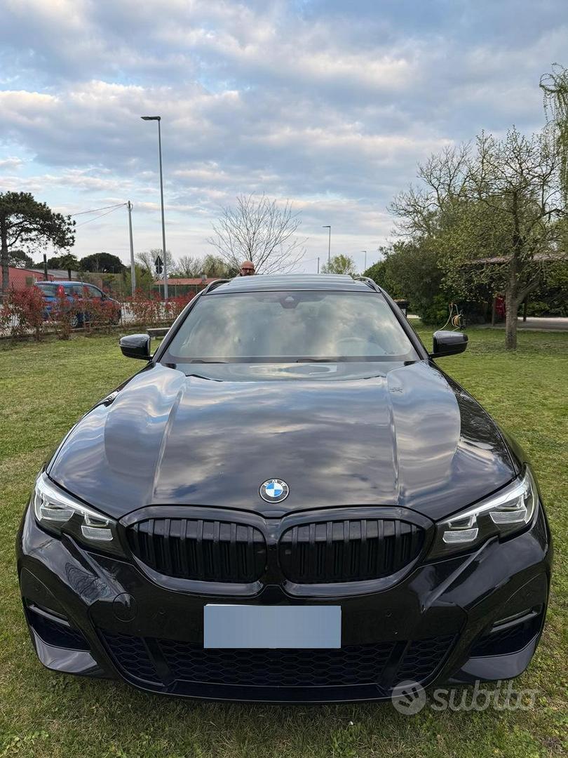 BMW 3 Series 2022 photo 3