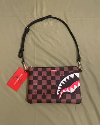 pochette sprayground