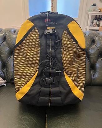 Zaino Lowepro DryZone DZ 200