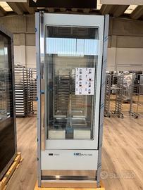 Vetrina esposizione verticale ISA Cristal Tower