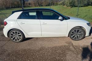 Audi A1 sportback 110 CV bicolore cerchi 17