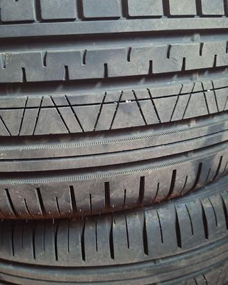 Gomme automobile