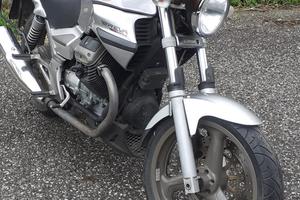 Moto Guzzi Breva V 750