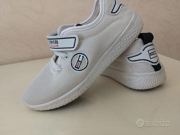 Scarpe bimbo bianche n. 33