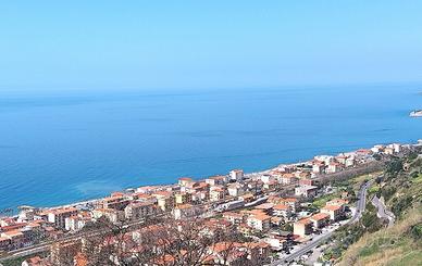 Appartamento con vista mare